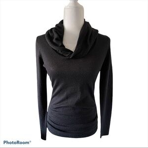 Tahari black wool blend sweater S
